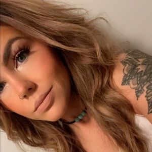 Meet your Posher, Brooke